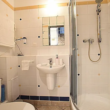 Mhost Bronowice Kwatera prywatna *